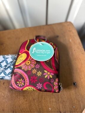 Initials, Inc. Brown Floral Paisley Pop Zip around Bag and Sassy Sash